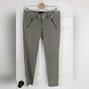 American Eagle skinny pants